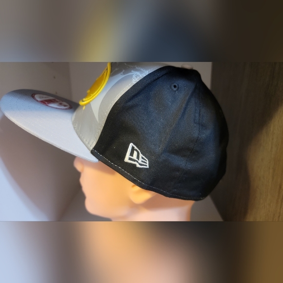 BNWT Batman Snapback Hat - Picture 2 of 6